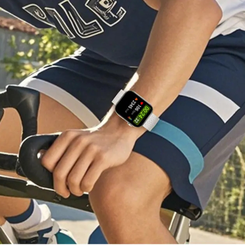 Unikyy Q1 Smart Watch