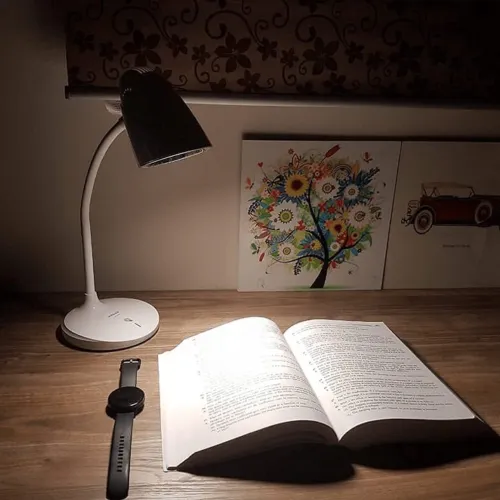 SIMEX SP-7746 Rechargeable Eye Comfort Table Lamp